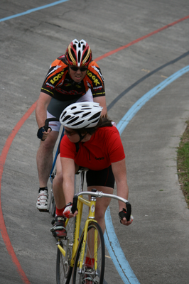 Nicole Holt races Chris Dann