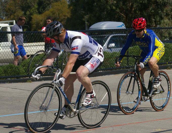 Chris and Dino, A grade 3v4 final