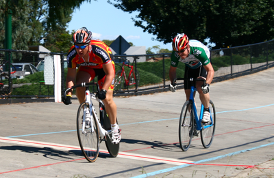 Rob escapes the clutches of Chris in B grade for 3rd place